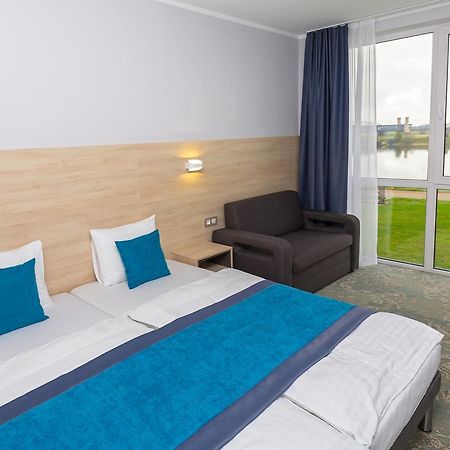 טצ'ב Hotel Vela מראה חיצוני תמונה
