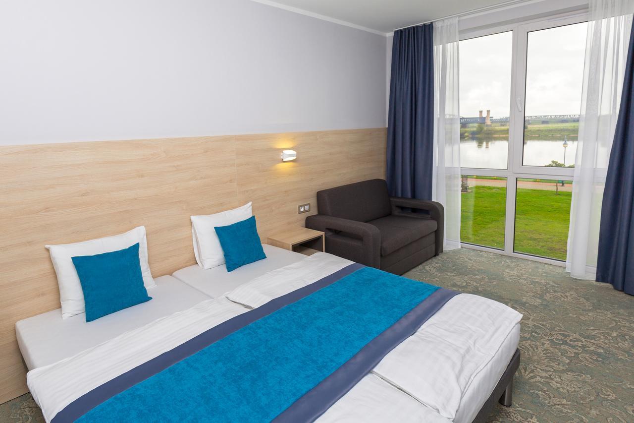 טצ'ב Hotel Vela מראה חיצוני תמונה