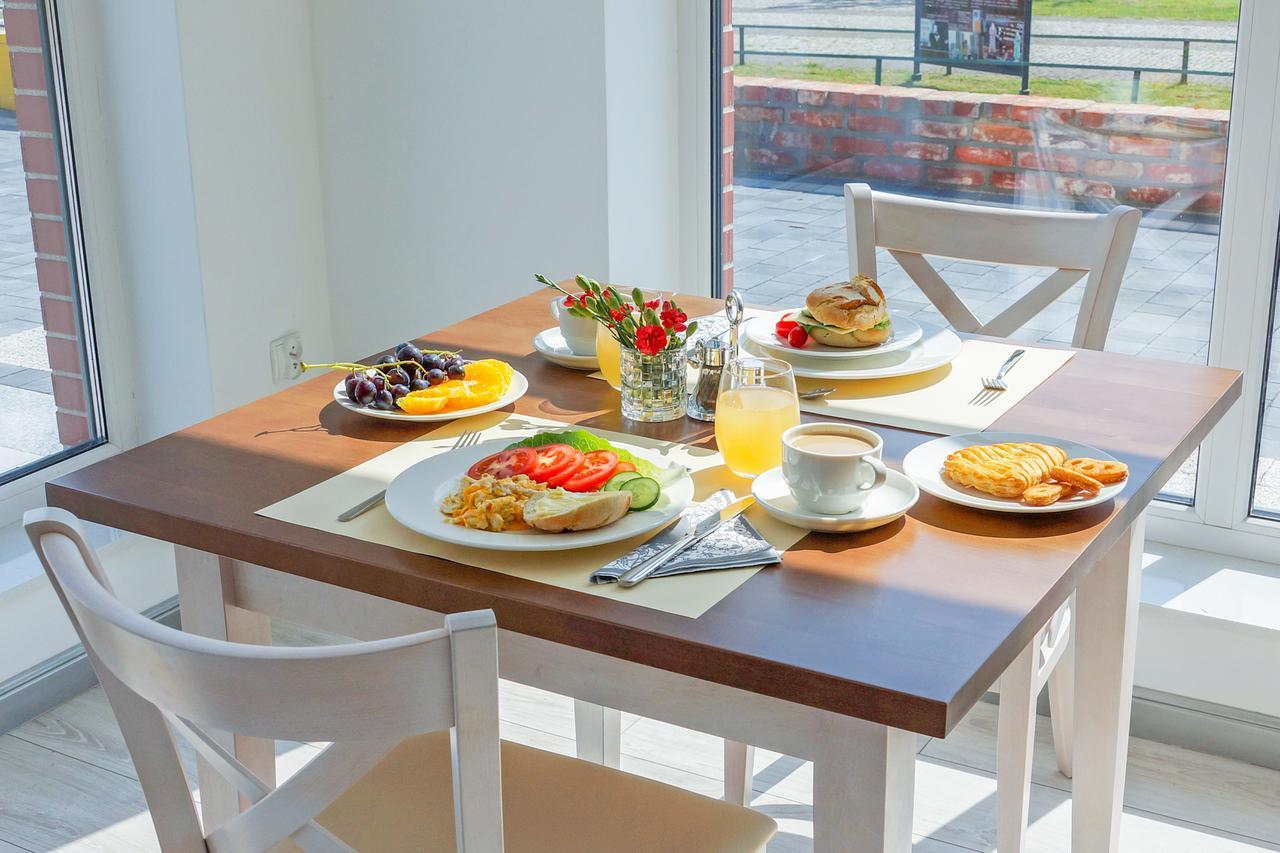 טצ'ב Hotel Vela מראה חיצוני תמונה